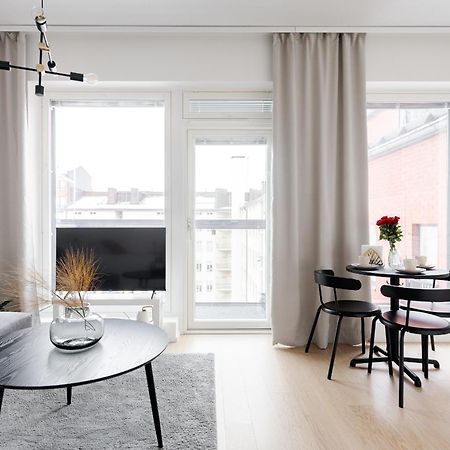 Appartamento Great Location, Quiet And New With Balcony&Cafe Tampere Esterno foto